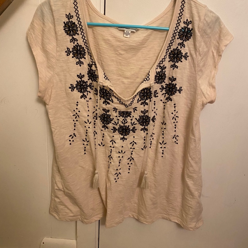 American Eagle shirt